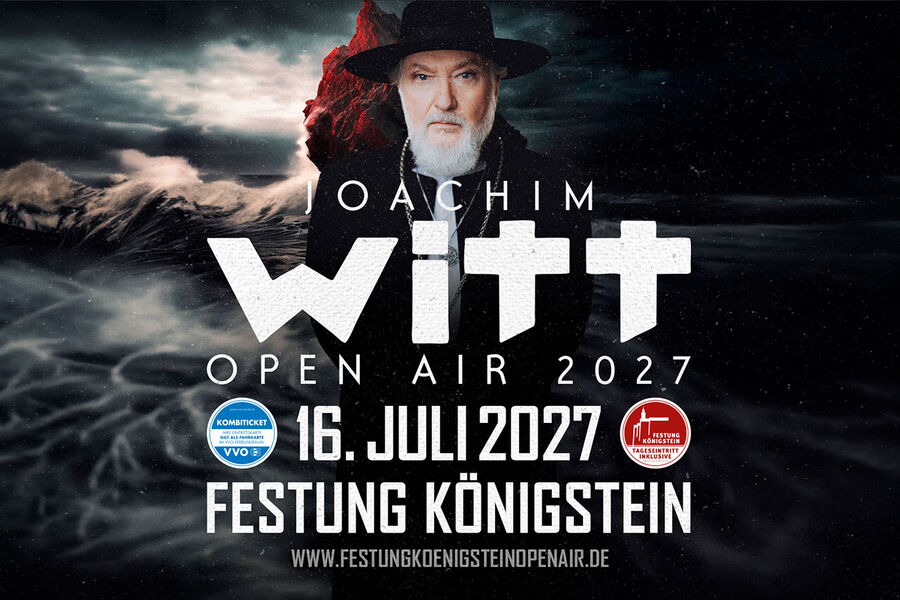 Plakatmotiv für das Konzert von Joachim Witt: Der Künstler vor einem aufgewühlten dunklen Meer